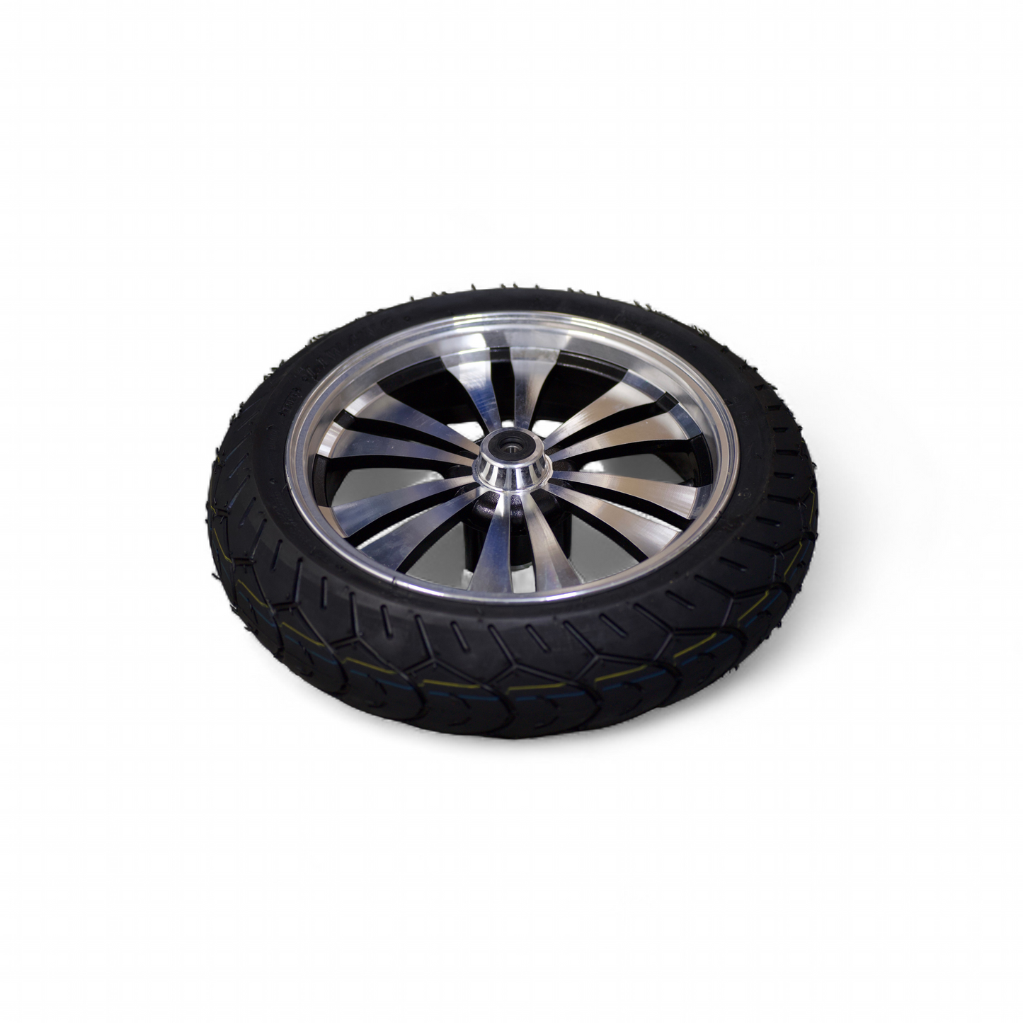 Front wheel with fitted tyre for M1 Chopper